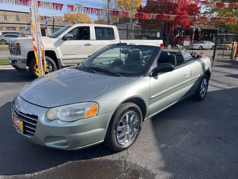 Used 2004 Chrysler Sebring Limited w/ Driver Convenience Group image 2