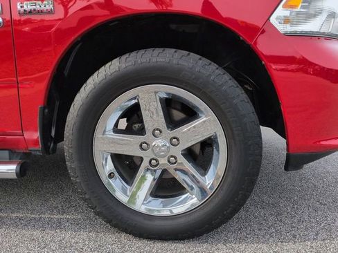 Used 2014 RAM 1500 Express image 10