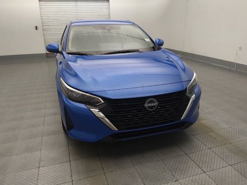 Used 2025 Nissan Sentra SV w/ Trunk Package FWD image 14