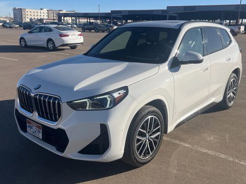 Used 2024 BMW X1 xDrive28i w/ M Sport Package image 4