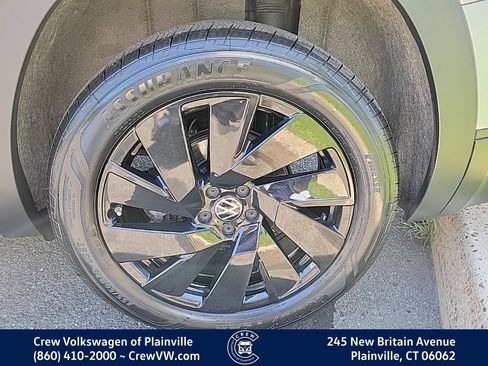 Certified 2024 Volkswagen Atlas SE AWD/4WD image 18