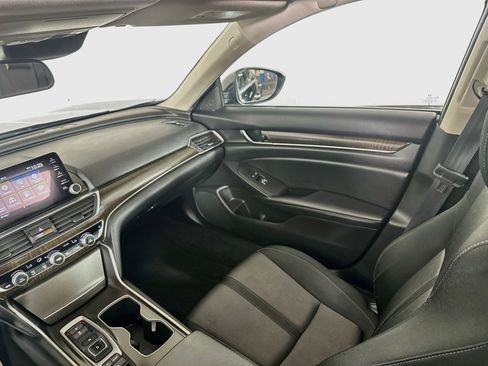 Used 2021 Honda Accord EX image 22