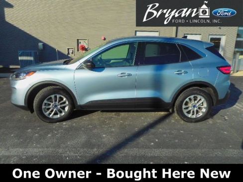 Used 2022 Ford Escape SE w/ Convenience Package image 2