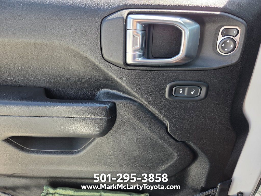Used 2021 Jeep Gladiator Sport AWD/4WD image 24