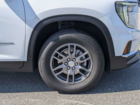 Used 2026 GMC Acadia Elevation FWD image 15