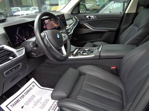 Used 2024 BMW X7 xDrive40i AWD/4WD image 10
