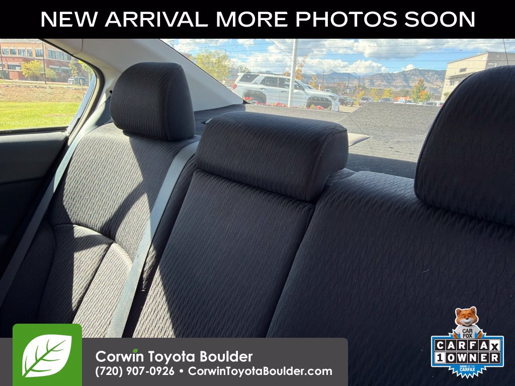Used 2012 Subaru Legacy 2.5i Premium w/ All-Weather Pkg AWD/4WD image 14