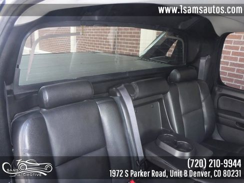 Used 2013 Chevrolet Avalanche LTZ image 15