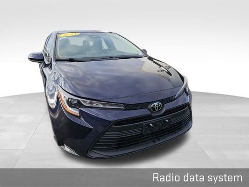 Used 2024 Toyota Corolla LE image 5