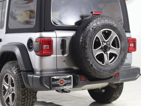 Used 2018 Jeep Wrangler Unlimited Sport S image 21