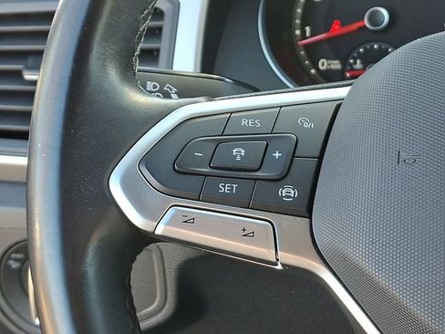 Used 2020 Volkswagen Atlas Cross Sport SE image 23