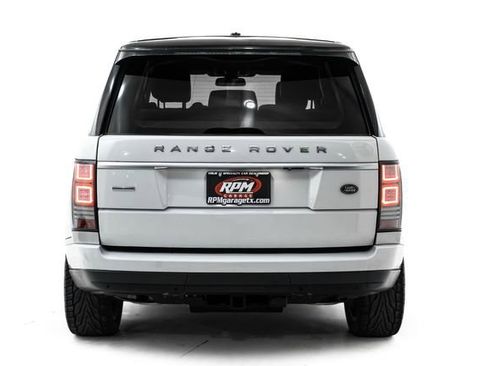 Used 2014 Land Rover Range Rover Supercharged image 3