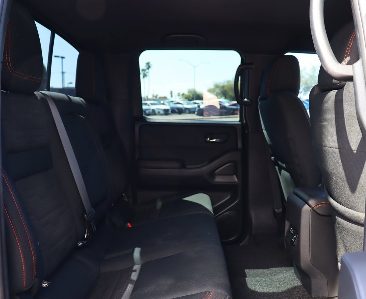 Used 2022 Nissan Frontier Pro-X RWD image 28
