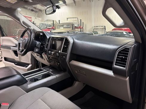 Used 2016 Ford F150 XLT w/ Equipment Group 302A Luxury RWD image 37