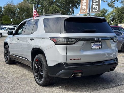 Used 2020 Chevrolet Traverse Premier w/ Redline Edition AWD/4WD image 8