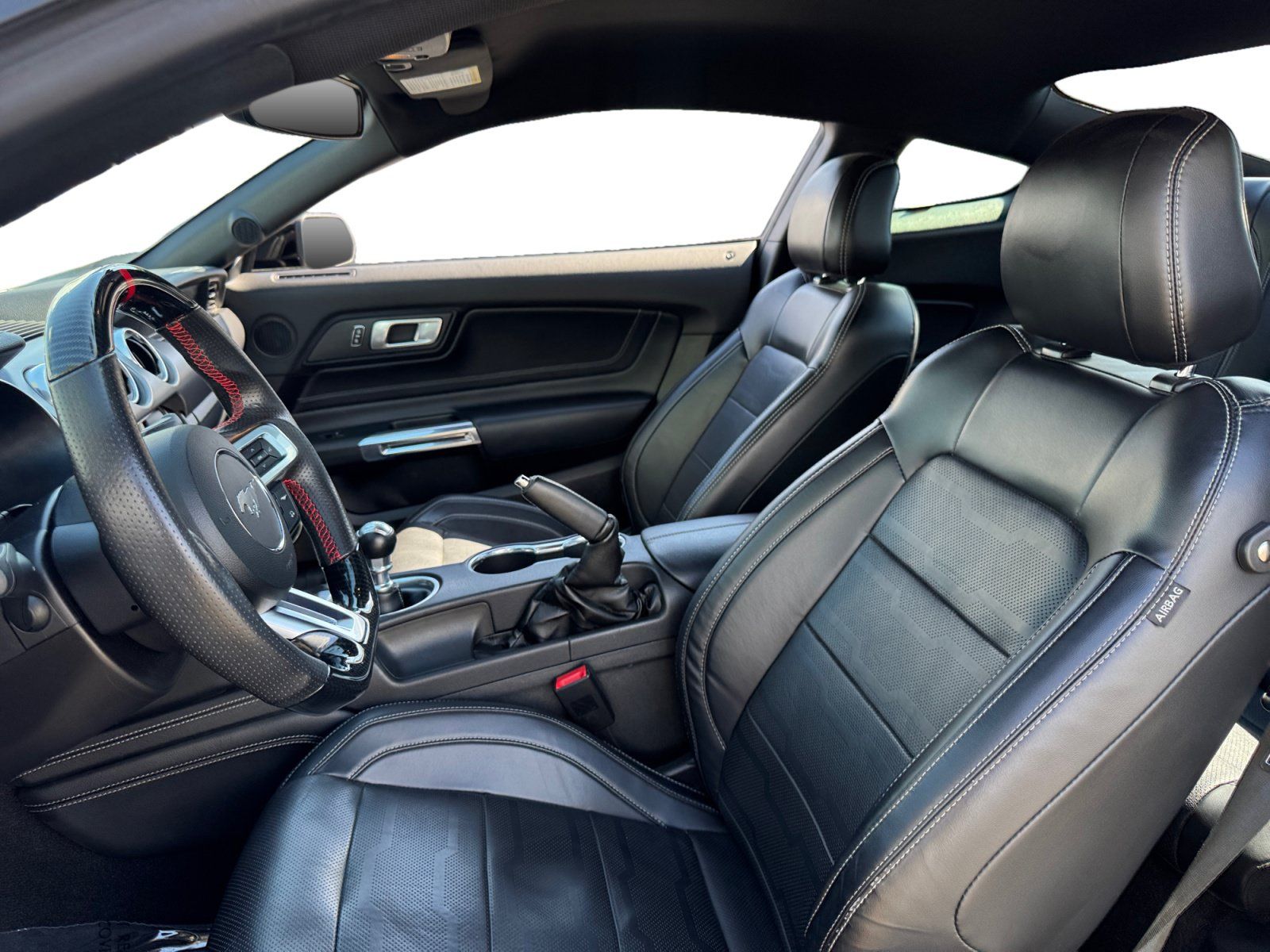 Used 2020 Ford Mustang GT Premium w/ Equipment Group 401A RWD image 9