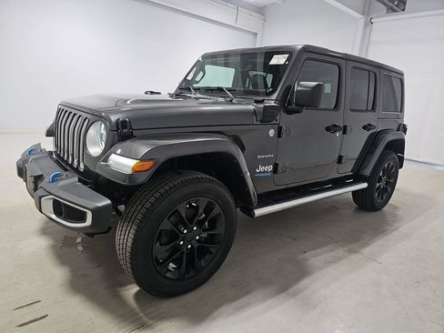 Certified 2022 Jeep Wrangler Unlimited Sahara w/ Cold Weather Group AWD/4WD image 1