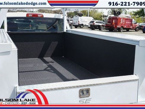 New 2024 RAM 2500 Tradesman w/ Chrome Appearance Group image 7