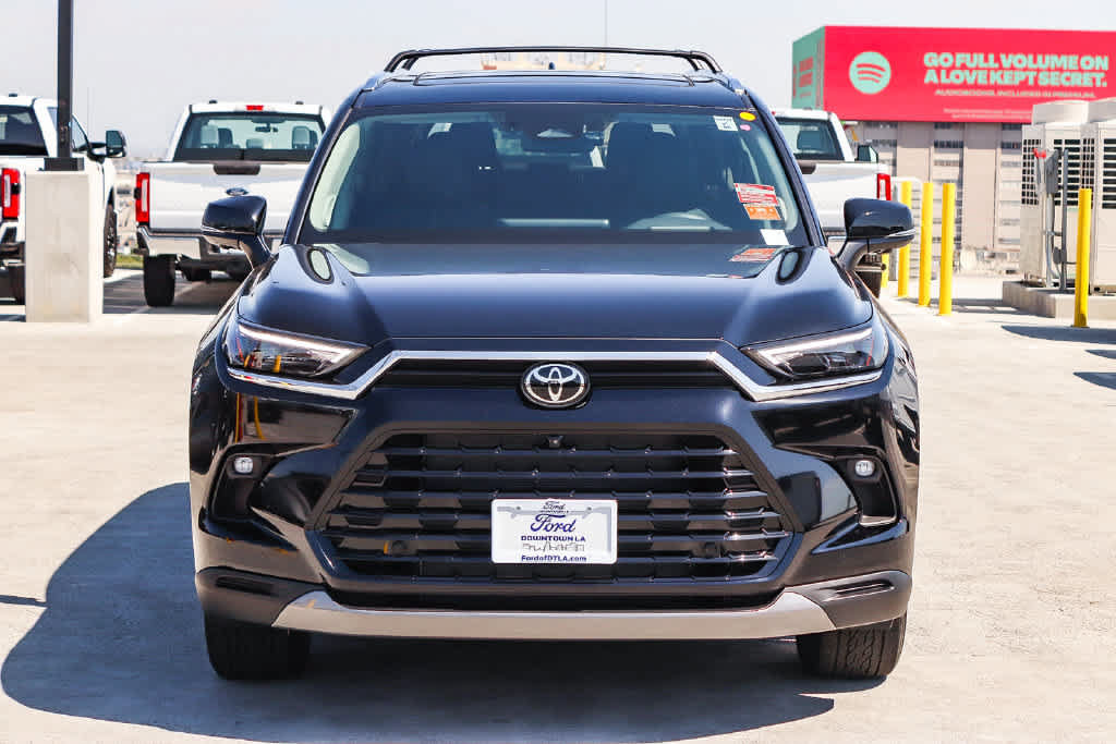 Used 2026 Toyota Grand Highlander AWD image 2