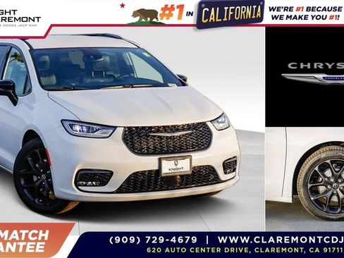 New 2026 Chrysler Pacifica Select w/ S Appearance Package image 1
