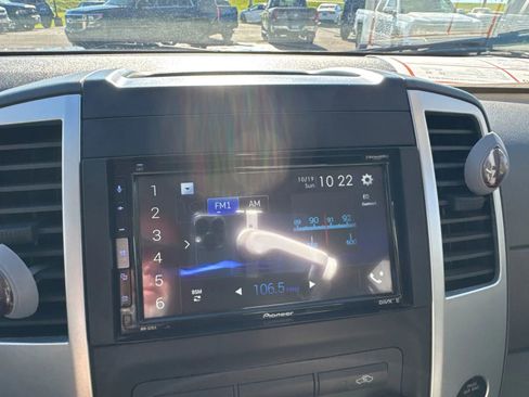 Used 2019 Nissan Frontier SV image 17