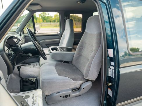 Used 1997 Ford F250 XLT image 23