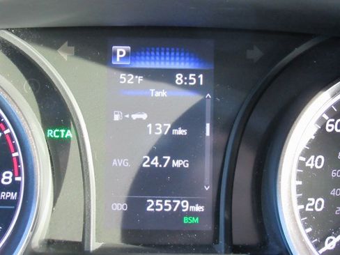 Used 2024 Toyota Camry SE image 2