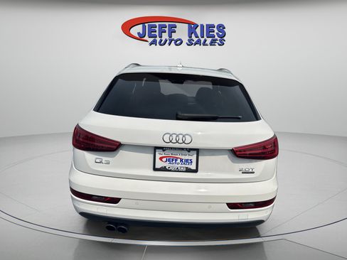 Used 2018 Audi Q3 2.0T Premium Plus w/ Premium Plus Package AWD/4WD image 6