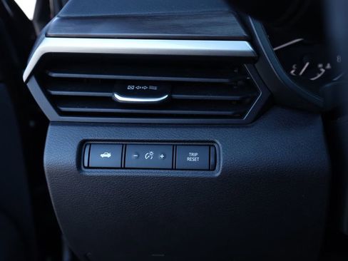 Used 2024 Nissan Altima 2.5 SV image 20