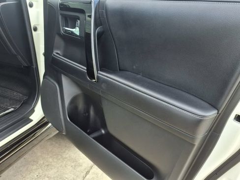 Used 2019 Toyota 4Runner Limited AWD/4WD image 24