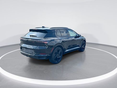 Used 2024 Chevrolet Equinox EV RS FWD image 9