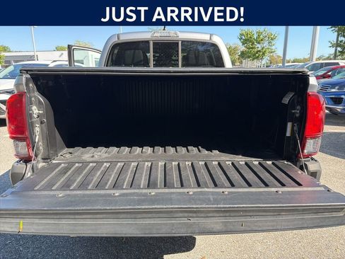 Used 2021 Toyota Tacoma SR image 7