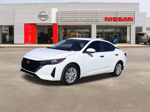 New 2025 Nissan Sentra S image 7