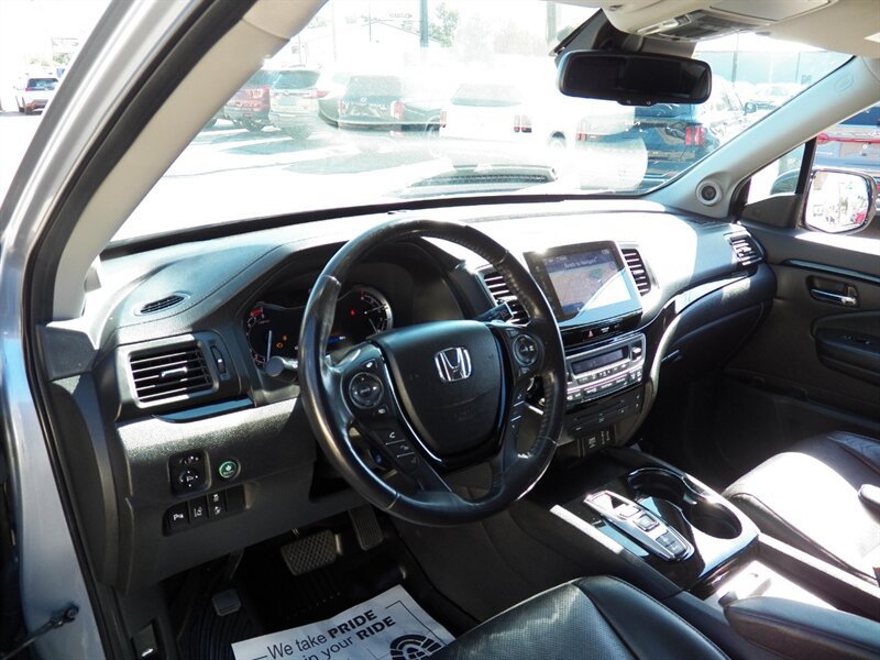 Used 2017 Honda Pilot Elite image 7