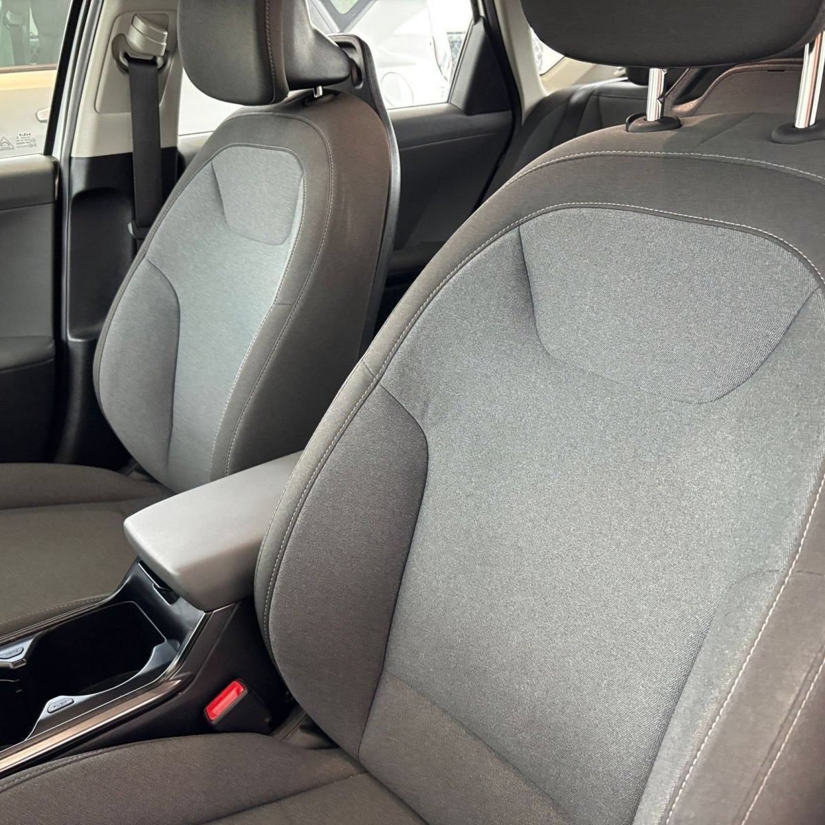 Used 2025 Kia K4 FWD image 37