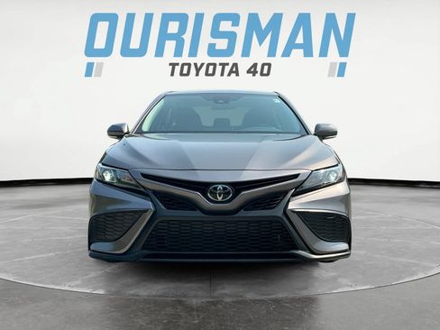 Used 2024 Toyota Camry SE FWD image 2