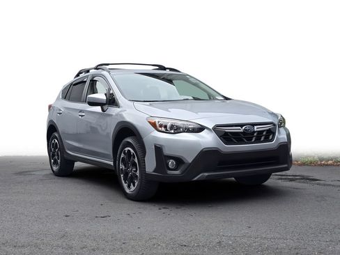 Used 2023 Subaru Crosstrek 2.0i Premium AWD/4WD image 1