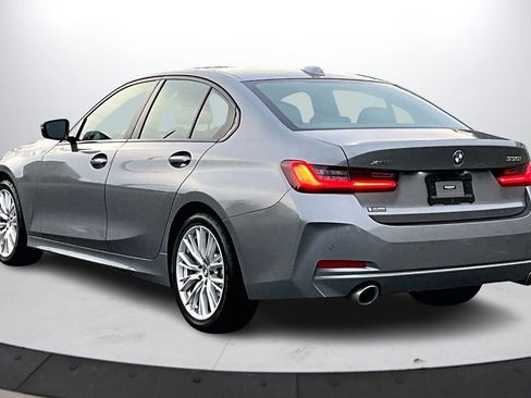 Used 2023 BMW 330i xDrive Sedan w/ Driving Assistance Package image 7