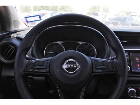 Used 2024 Nissan Kicks S FWD image 7