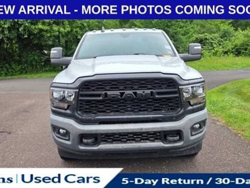Used 2023 RAM 2500 Tradesman AWD/4WD image 2