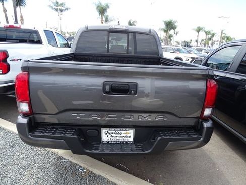 Used 2019 Toyota Tacoma SR RWD image 3