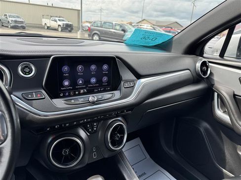 Used 2022 Chevrolet Blazer LT AWD/4WD image 18