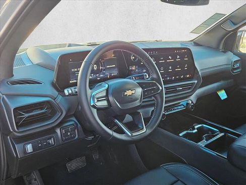 New 2026 Chevrolet Silverado EV LT image 3