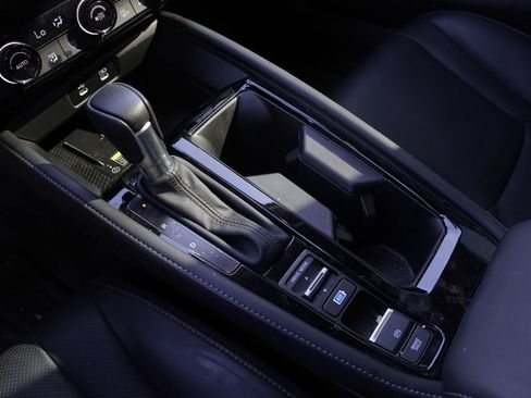Used 2025 Honda Accord Touring image 16