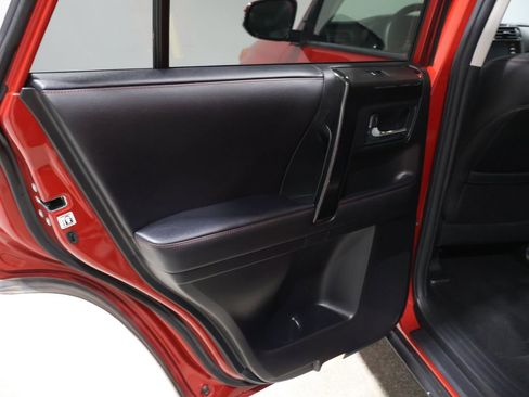 Used 2022 Toyota 4Runner TRD Off-Road Premium image 19