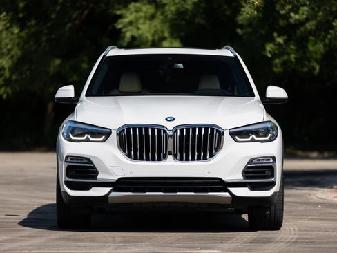 Used 2019 BMW X5 xDrive40i image 4