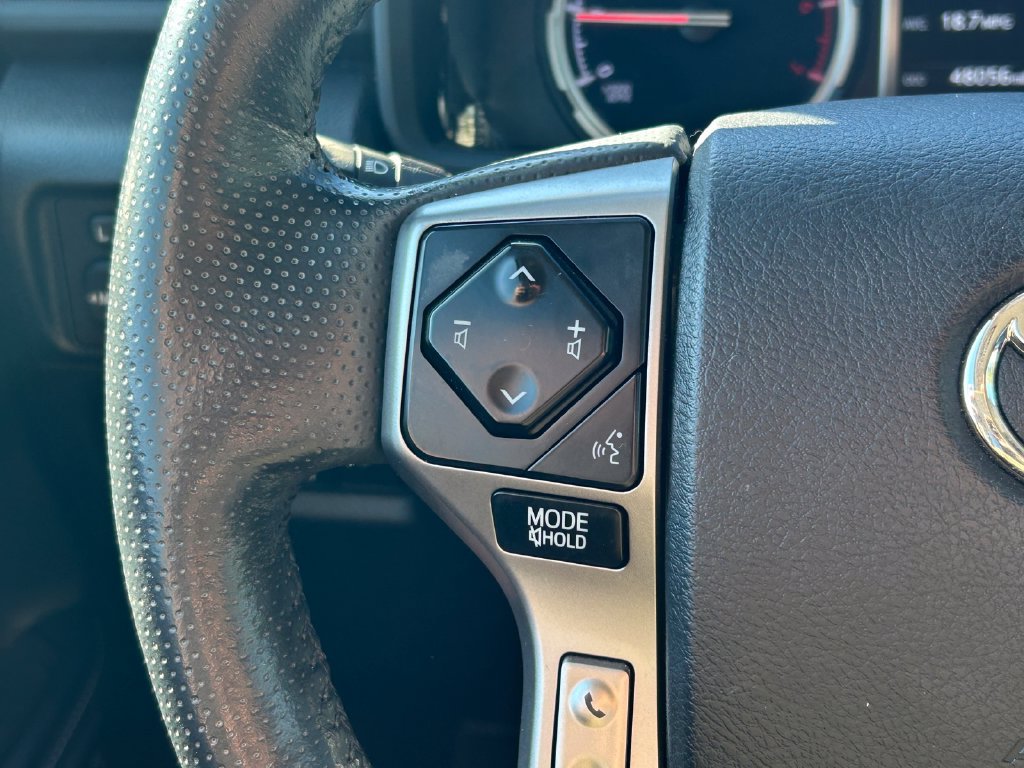 Used 2024 Toyota 4Runner Limited AWD/4WD image 36