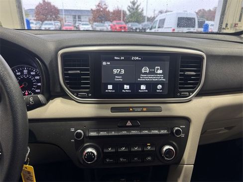 Used 2020 Kia Sportage LX image 21