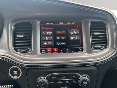 Used 2023 Dodge Charger R/T w/ Plus Group image 19