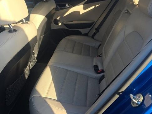 Used 2018 Kia Stinger GT2 image 6